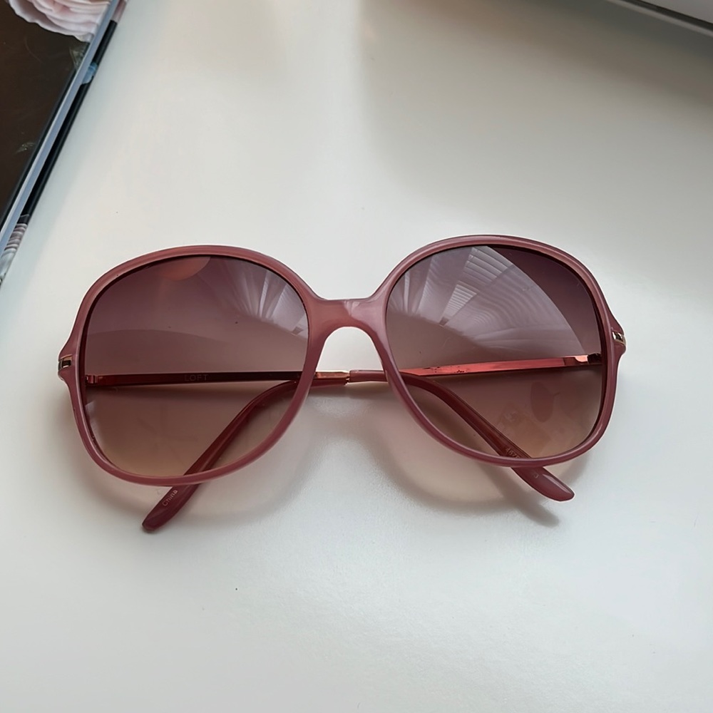Ann Taylor Loft sunglasses